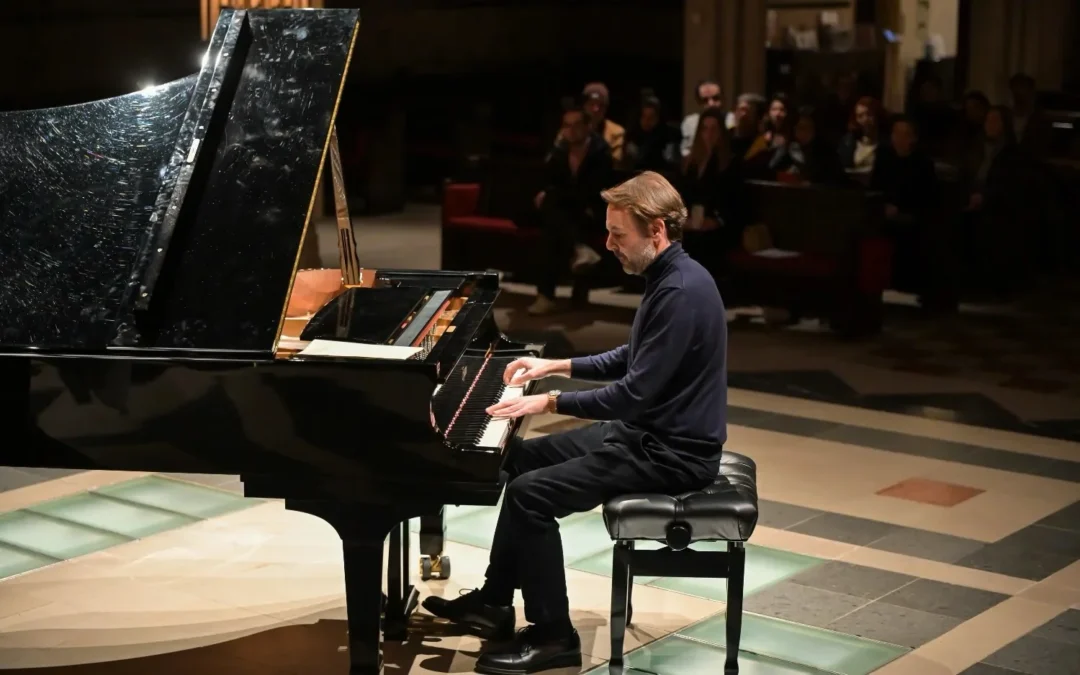 Exploring the alchemy of Javier Rodríguez’s ‘Unique Moments’, this time from Brussels.